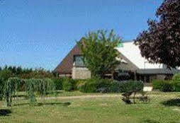 Logis Les Dineux Village Trémeur Exterior foto